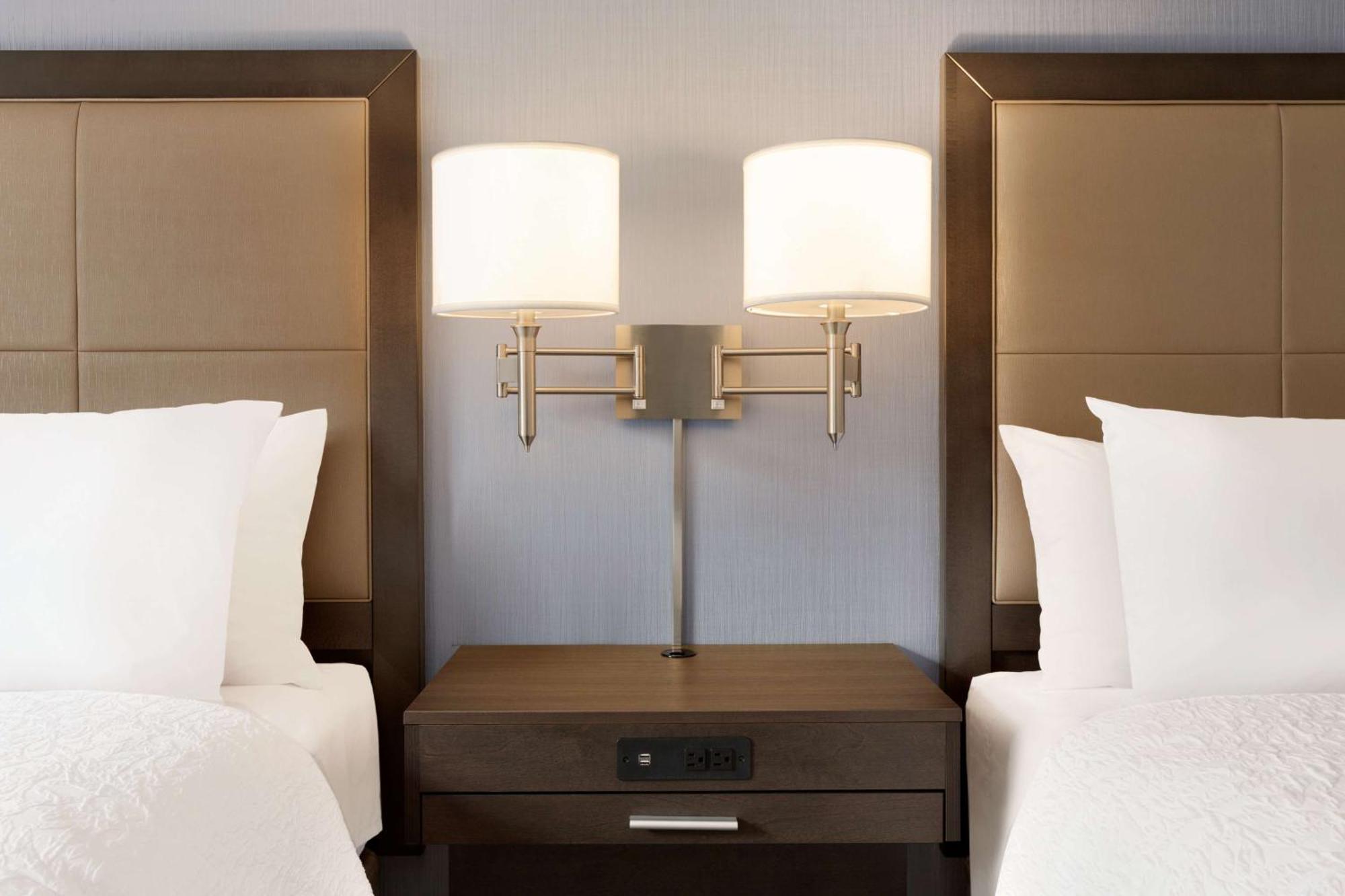 Hampton Inn & Suites Seattle/Renton, Wa Extérieur photo